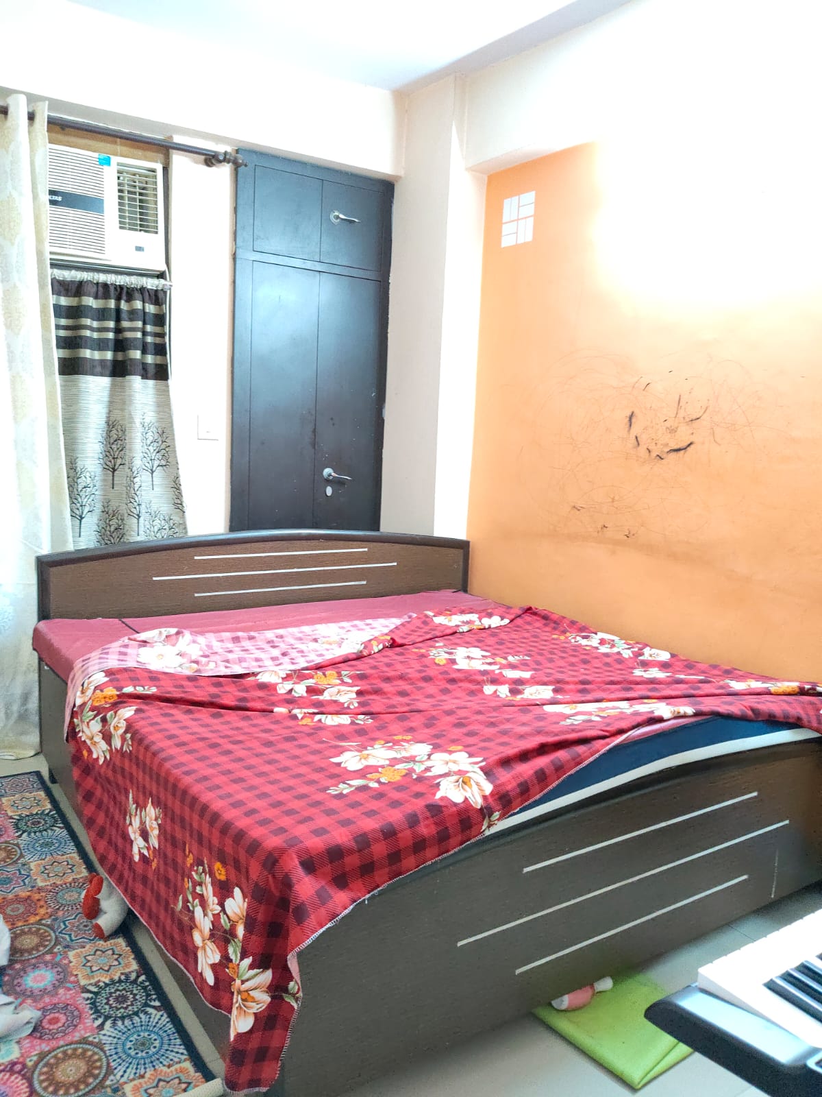 2 BHK Flat For Sale in Mahagun Puram Ghaziabad on NH 24